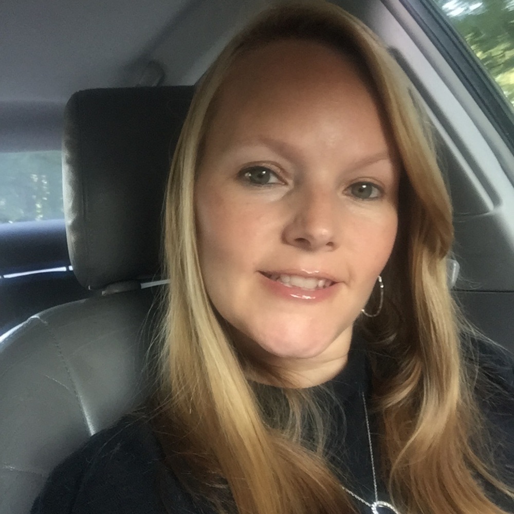 Meet your Posher, Crystal